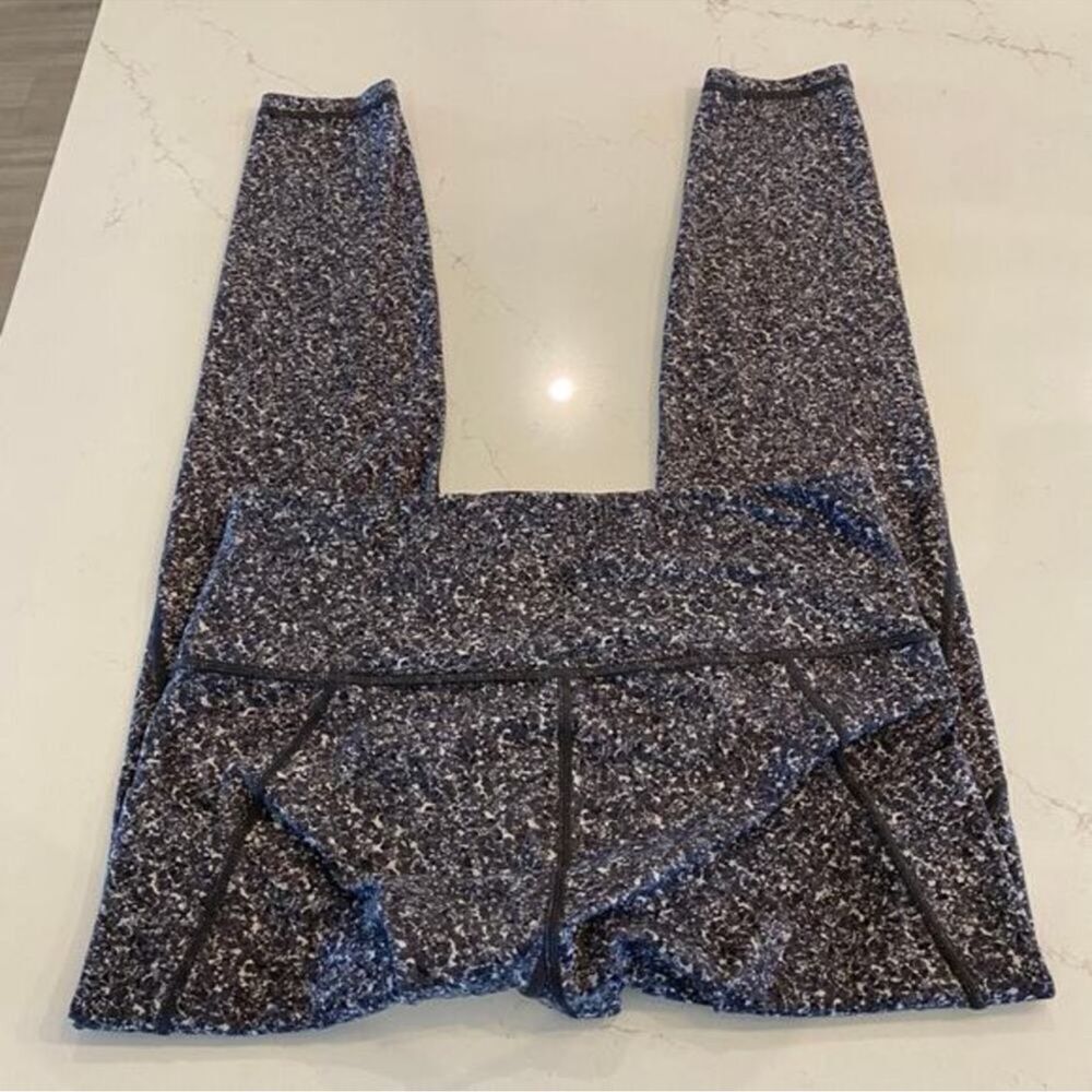 Athleta Salutation Pebble Beach Tight Leggings Xl - image 5